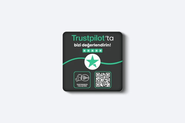 Trustpilot Yorum Kartı - 3mm Pleksi - NFC & QR Özellikli - Kare (Siyah)